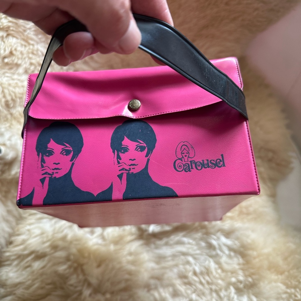 Vintage 1960’s Pink carousel wig box with Twiggy graphics on the outside